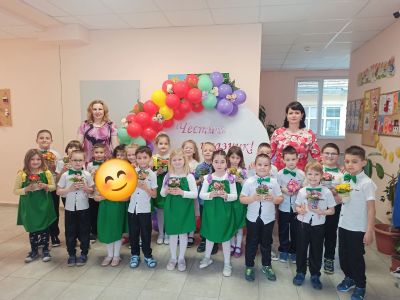 Празника на мама в ДГ "Детелина" 2024г. - ДГ Детелина - Строево