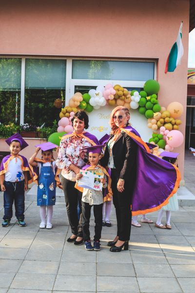 ЗАВЪРШВАНЕ НА НАБОР 2018 - ДГ Детелина - Строево